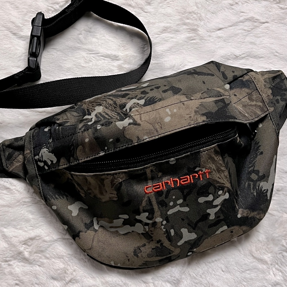 Priced to sell!!! Carhartt Cordura sling bag. Brand new without tags.
